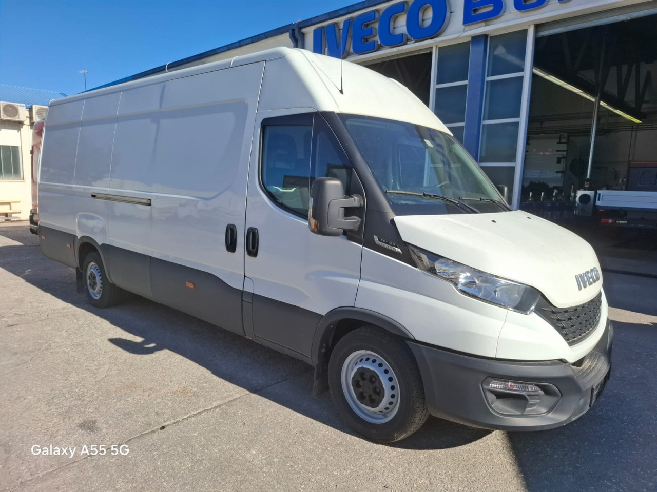 IVECO Daily 35S16V A8 - Transport de personnes: photos 2 IVECO Daily 35S16V A8 - Transport de personnes: photos 2