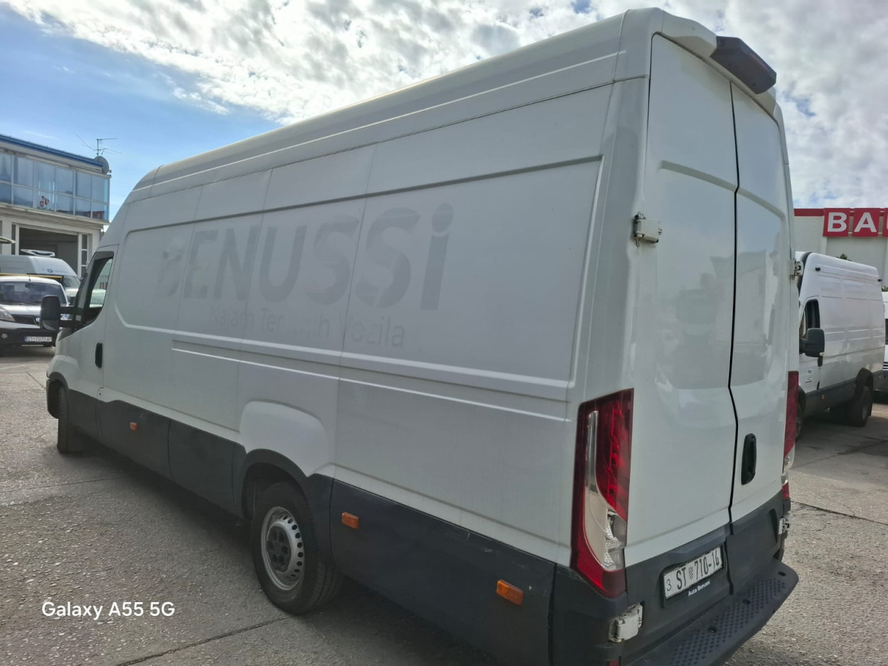 IVECO Daily 35S16V - Transport de personnes: photos 3 IVECO Daily 35S16V - Transport de personnes: photos 3