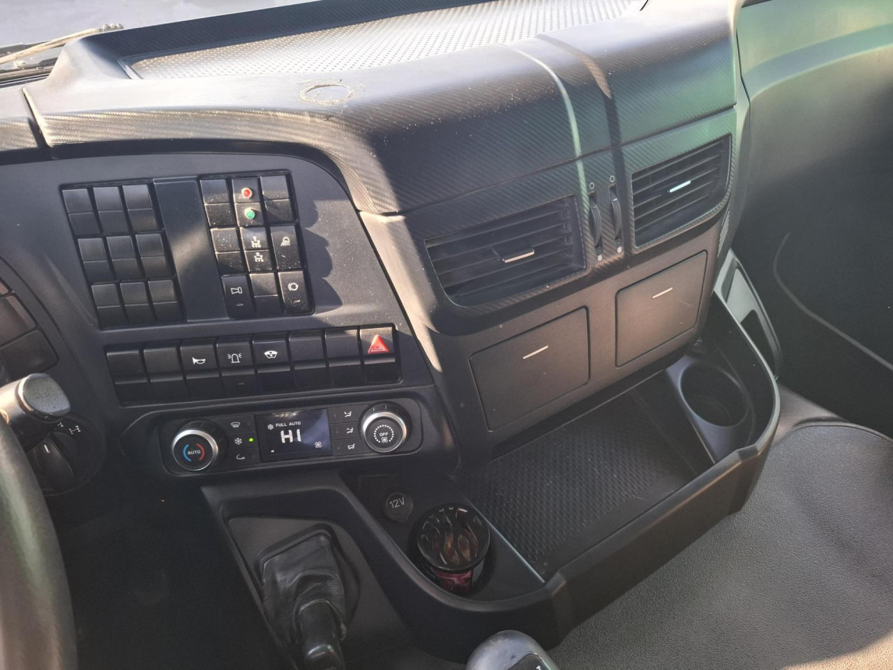 IVECO Trakker AD410T50 - Camion benne: photos 3 IVECO Trakker AD410T50 - Camion benne: photos 3