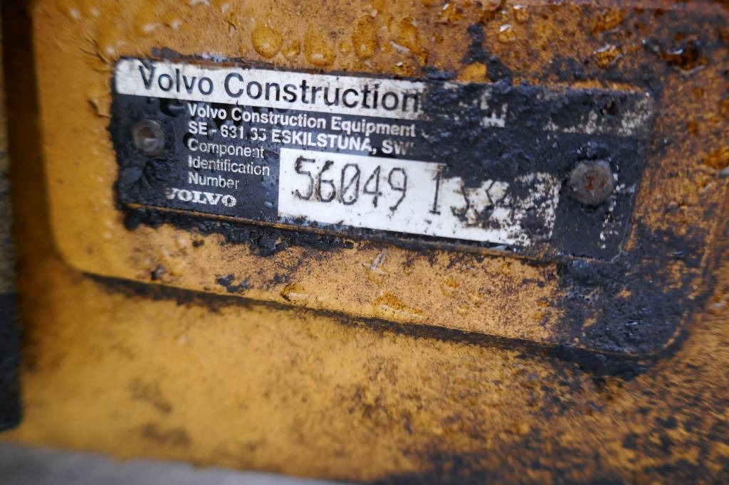 Volvo L 180 H, bakaxel voe56049 - Essieu et pièces pour Engins de chantier: photos 3 Volvo L 180 H, bakaxel voe56049 - Essieu et pièces pour Engins de chantier: photos 3