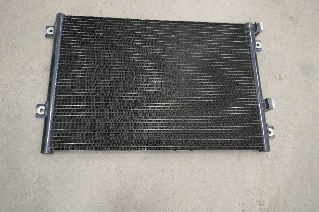 Volvo L180 HL kondensor voe16235278 - Radiateur pour Engins de chantier: photos 1 Volvo L180 HL kondensor voe16235278 - Radiateur pour Engins de chantier: photos 1