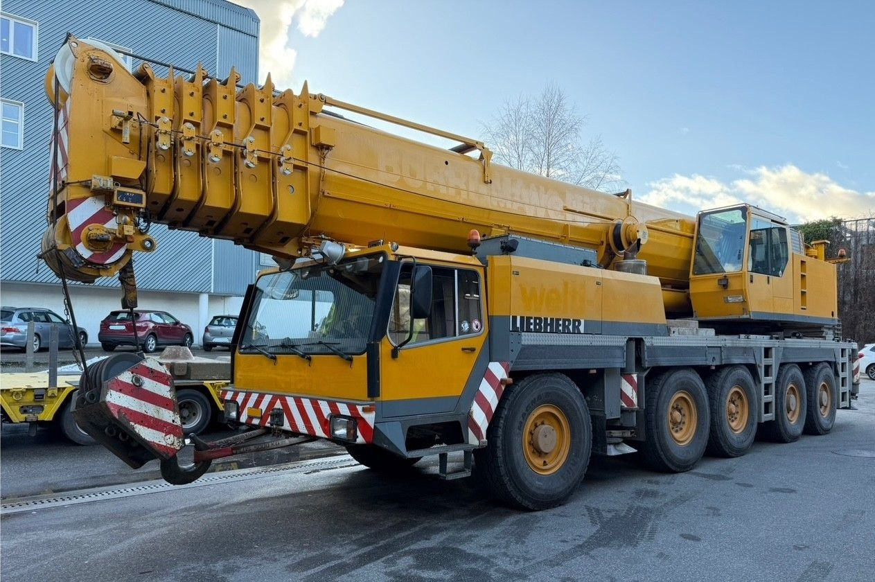 Liebherr LTM 1160/2 UTM655 10x6, FLYJIB, SWISS - Camion grue: photos 3 Liebherr LTM 1160/2 UTM655 10x6, FLYJIB, SWISS - Camion grue: photos 3