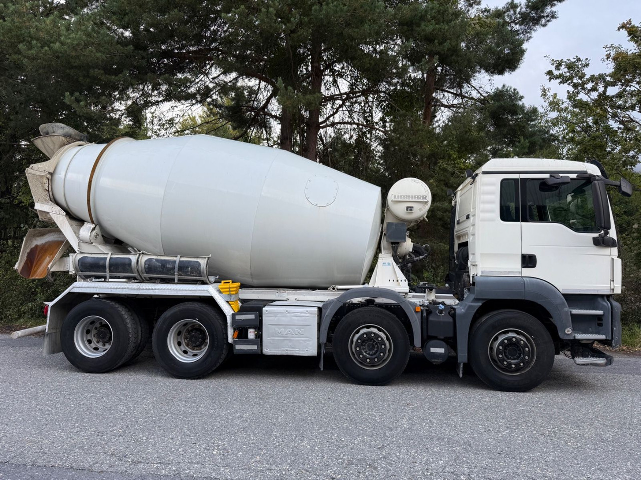 MAN TGS 32.440 8x4, Euro 6, Liebherr 9m3 - Camion malaxeur: photos 3 MAN TGS 32.440 8x4, Euro 6, Liebherr 9m3 - Camion malaxeur: photos 3