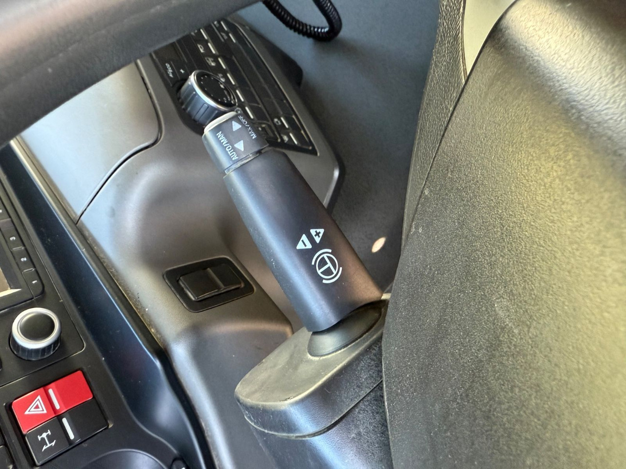 Crédit-bail de  MAN TGS 32.440 8x4, Euro 6, Liebherr 9m3 MAN TGS 32.440 8x4, Euro 6, Liebherr 9m3: photos 17