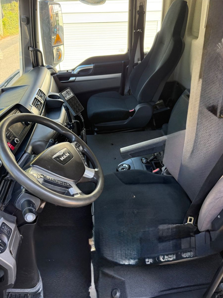 Crédit-bail de  MAN TGS 32.440 8x4, Euro 6, Liebherr 9m3 MAN TGS 32.440 8x4, Euro 6, Liebherr 9m3: photos 14