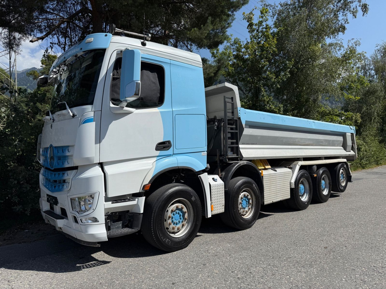 Mercedes-Benz Arocs 4451 10x4, E6, Swiss Kipper, Dumper - Camion benne: photos 2 Mercedes-Benz Arocs 4451 10x4, E6, Swiss Kipper, Dumper - Camion benne: photos 2