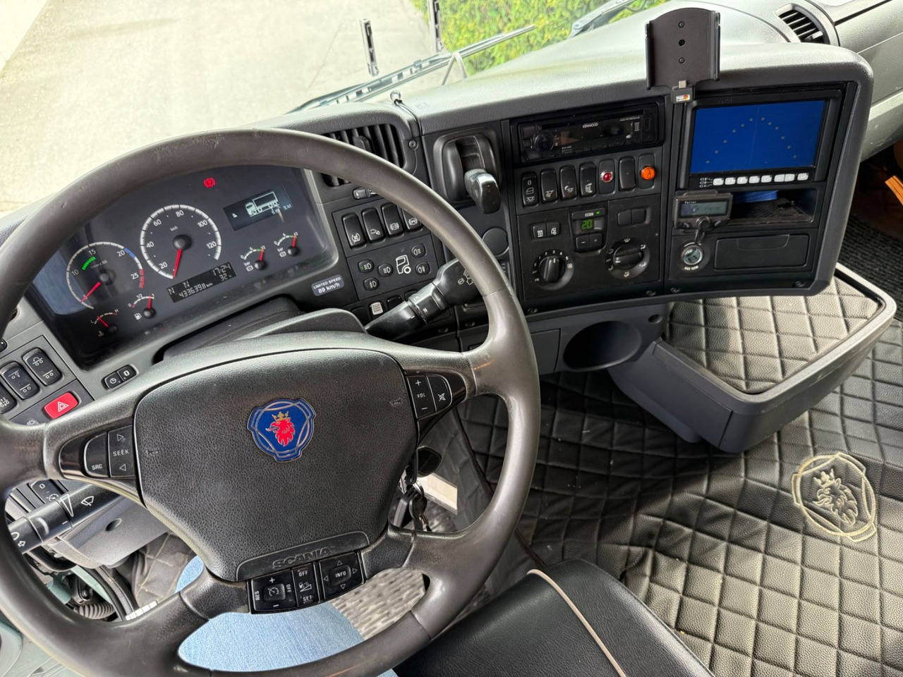 Crédit-bail de  Scania R500 V8 8x2, E5, Effer 585 6S + Flyjib + winch Scania R500 V8 8x2, E5, Effer 585 6S + Flyjib + winch: photos 13