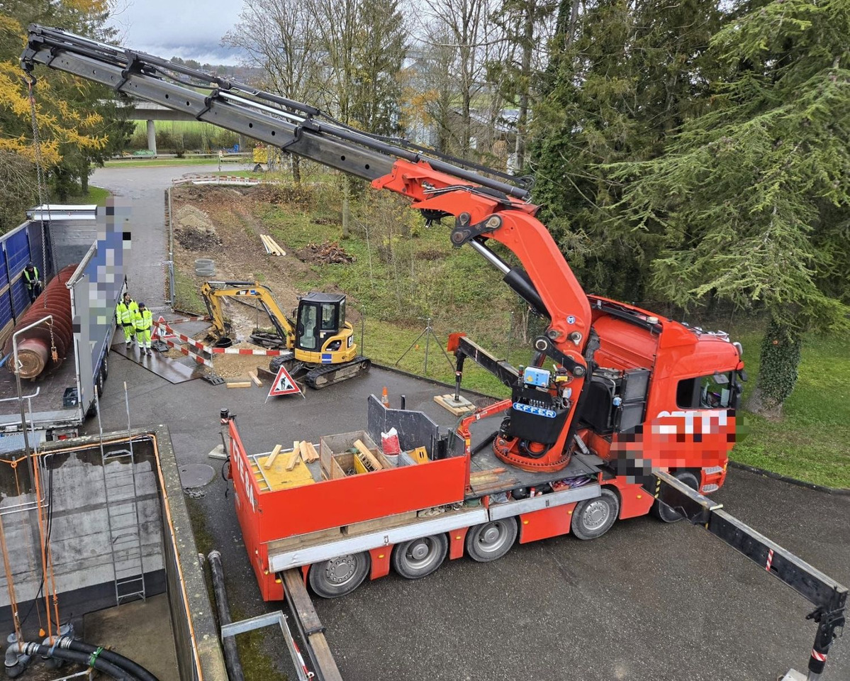 Scania R500 V8 LB10x4, E5, Effer 1750 8S, FLYJIB, 44m - Camion grue: photos 3 Scania R500 V8 LB10x4, E5, Effer 1750 8S, FLYJIB, 44m - Camion grue: photos 3