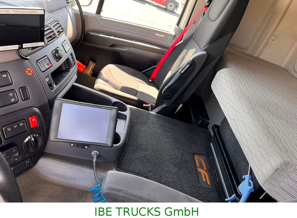 DAF CF 450 4x2, E6, ADR, PTO DAF CF 450 4x2, E6, ADR, PTO - Tracteur routier: photos 5 DAF CF 450 4x2, E6, ADR, PTO DAF CF 450 4x2, E6, ADR, PTO - Tracteur routier: photos 5