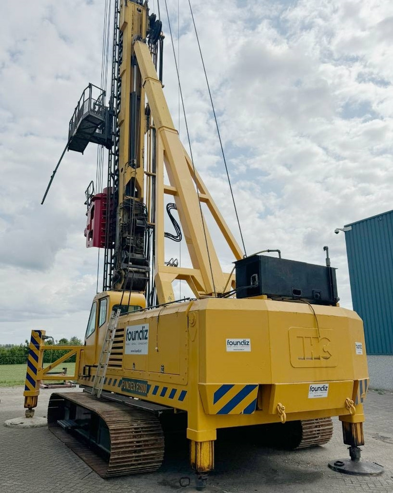 Fundex F2800 - Mât de battage: photos 2 Fundex F2800 - Mât de battage: photos 2