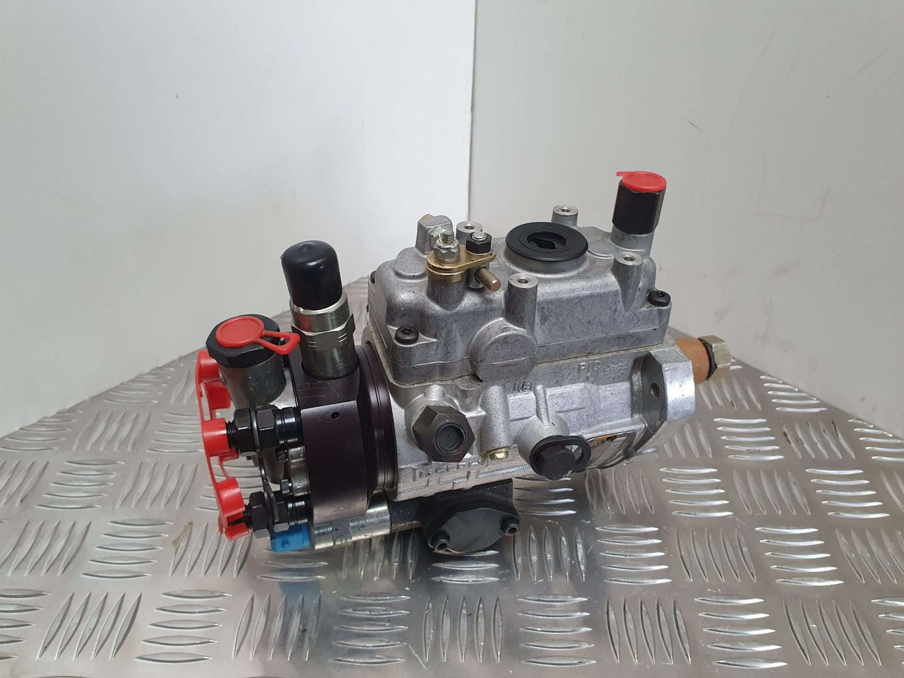 Delphi 9322A160G injection pump 17/928000 - Moteur et pièces pour Engins de chantier: photos 1 Delphi 9322A160G injection pump 17/928000 - Moteur et pièces pour Engins de chantier: photos 1