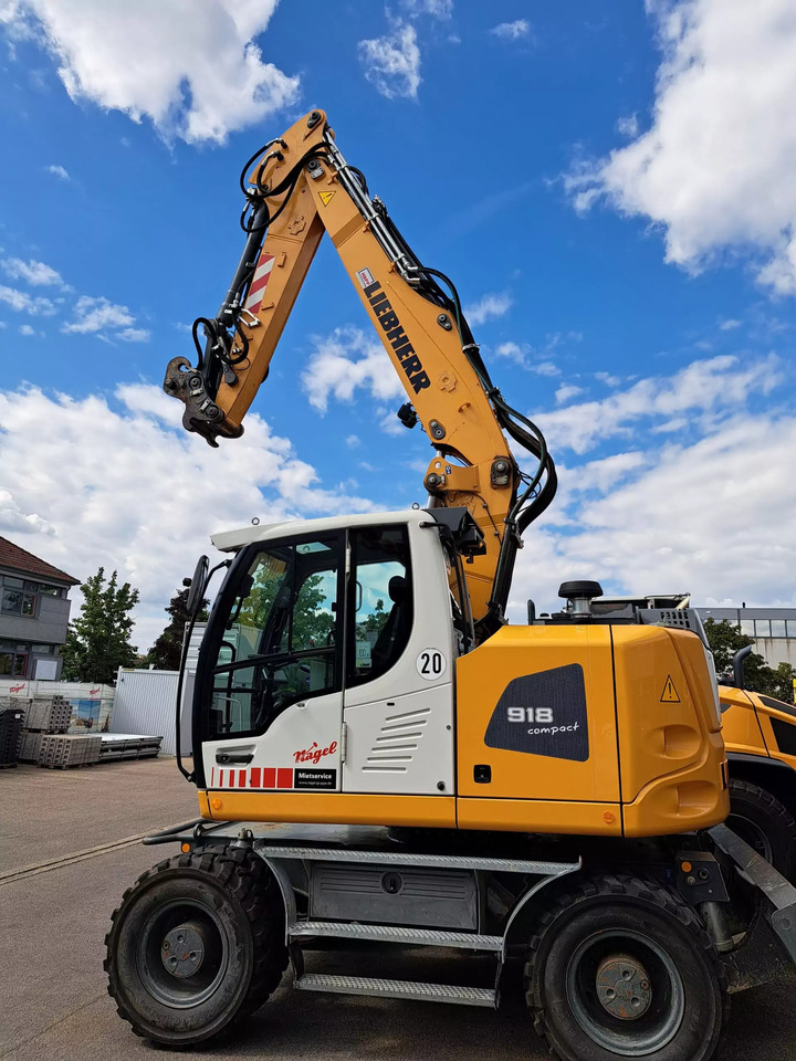 2018 Liebherr A 918Compact - Pelle sur pneus: photos 1 2018 Liebherr A 918Compact - Pelle sur pneus: photos 1