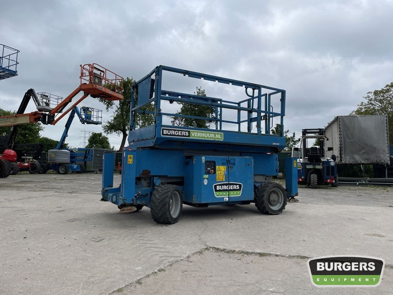 Genie GS-3369 RT - Nacelle ciseaux: photos 4 Genie GS-3369 RT - Nacelle ciseaux: photos 4