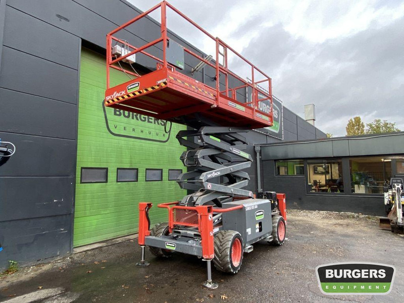 Skyjack SJ6832 RTE - Nacelle ciseaux: photos 3 Skyjack SJ6832 RTE - Nacelle ciseaux: photos 3