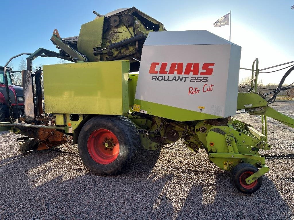 Claas Rollant 255 RC - Presse à balles rondes: photos 4 Claas Rollant 255 RC - Presse à balles rondes: photos 4
