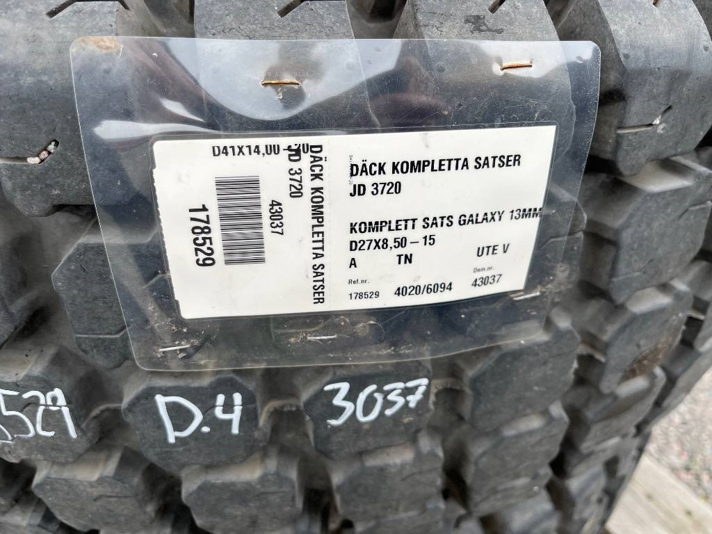 Galaxy 41X14,00-20 , 27X8,50-15 John Deere 3720 - Roue complète: photos 2 Galaxy 41X14,00-20 , 27X8,50-15 John Deere 3720 - Roue complète: photos 2