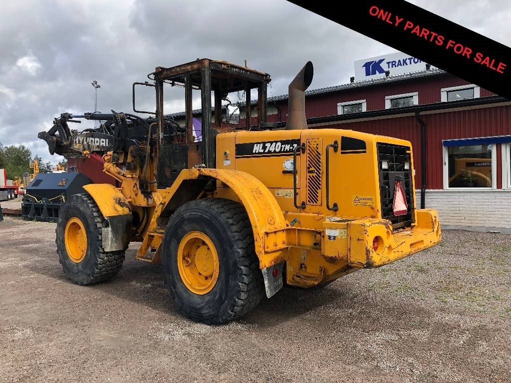 Hyundai HL 740 TM-7 Dismantled: only spare parts - Chargeuse sur pneus: photos 1 Hyundai HL 740 TM-7 Dismantled: only spare parts - Chargeuse sur pneus: photos 1