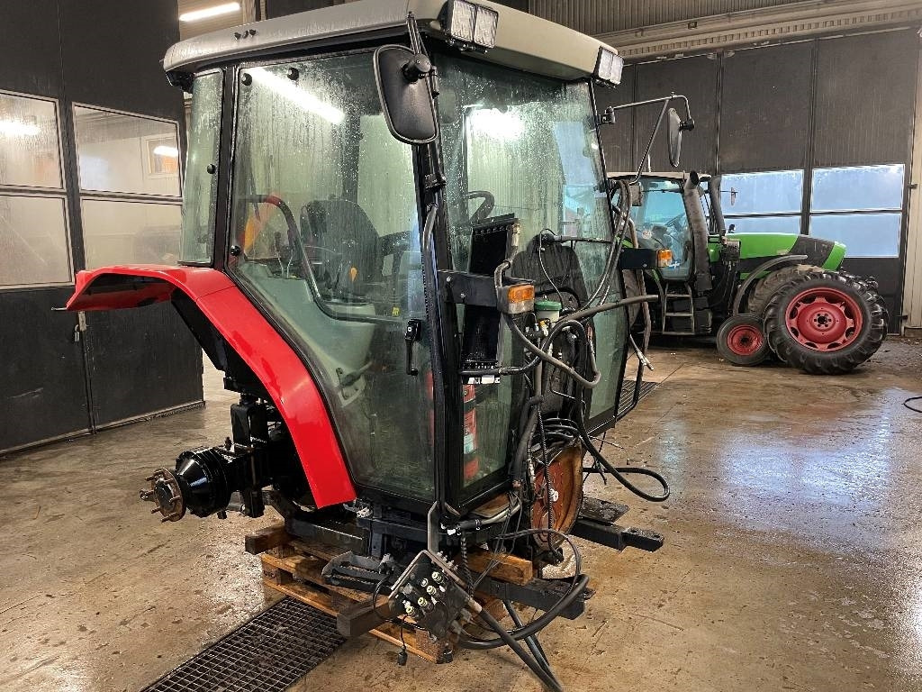 Massey Ferguson 4335 Dismantled: only spare parts - Tracteur agricole: photos 4 Massey Ferguson 4335 Dismantled: only spare parts - Tracteur agricole: photos 4