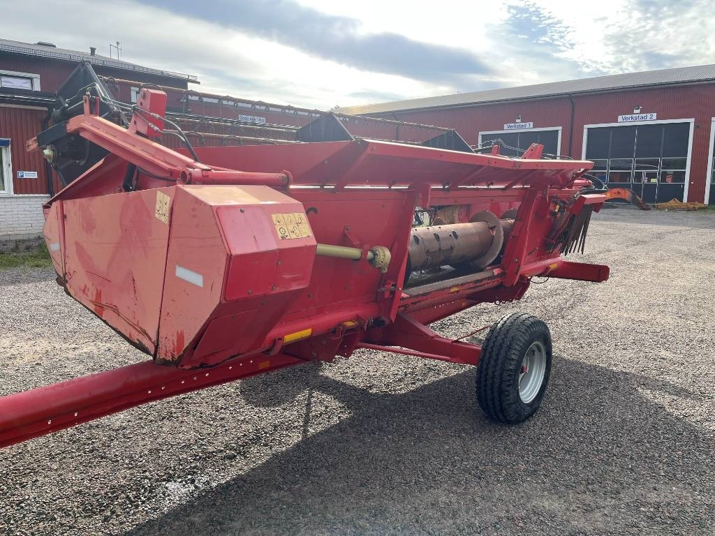 Massey Ferguson MF 32 Skärbord / Header - Accessoire de matériels de récolte: photos 4 Massey Ferguson MF 32 Skärbord / Header - Accessoire de matériels de récolte: photos 4