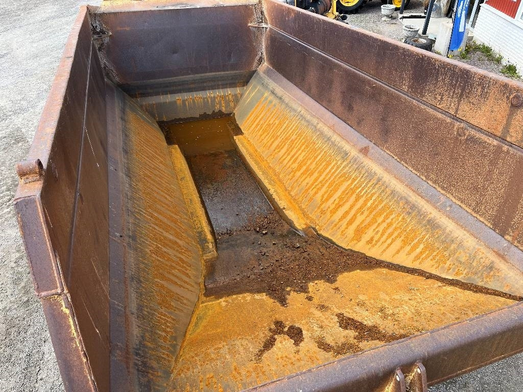 Volvo A 25 C Dismantled: only spare parts - Tombereau articulé: photos 2 Volvo A 25 C Dismantled: only spare parts - Tombereau articulé: photos 2