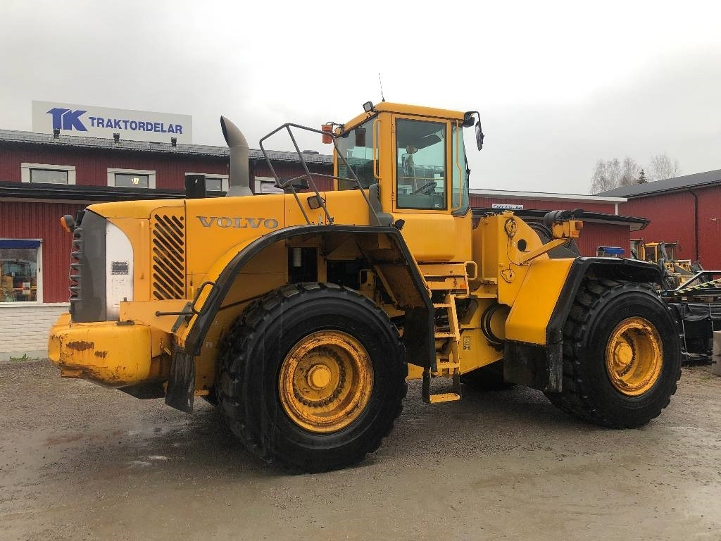 Volvo L 220 E Dismantled: only spare parts - Chargeuse sur pneus: photos 2 Volvo L 220 E Dismantled: only spare parts - Chargeuse sur pneus: photos 2