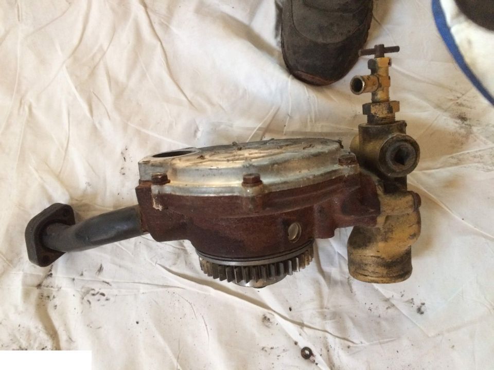 Caterpillar c15 Cummins 162-0681 Pompa Wody - Pompe à liquide de refroidissement pour Machine agricole: photos 1 Caterpillar c15 Cummins 162-0681 Pompa Wody - Pompe à liquide de refroidissement pour Machine agricole: photos 1