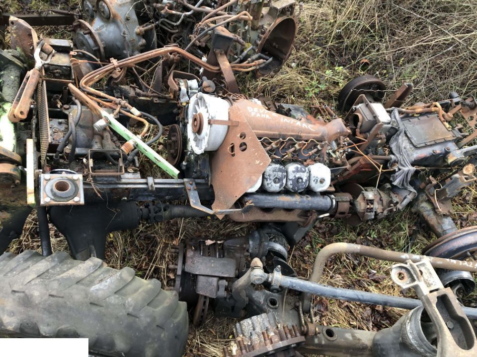 Deutz Fahr Intrac Skrzynia - Boîte de vitesse et pièces pour Machine agricole: photos 1 Deutz Fahr Intrac Skrzynia - Boîte de vitesse et pièces pour Machine agricole: photos 1