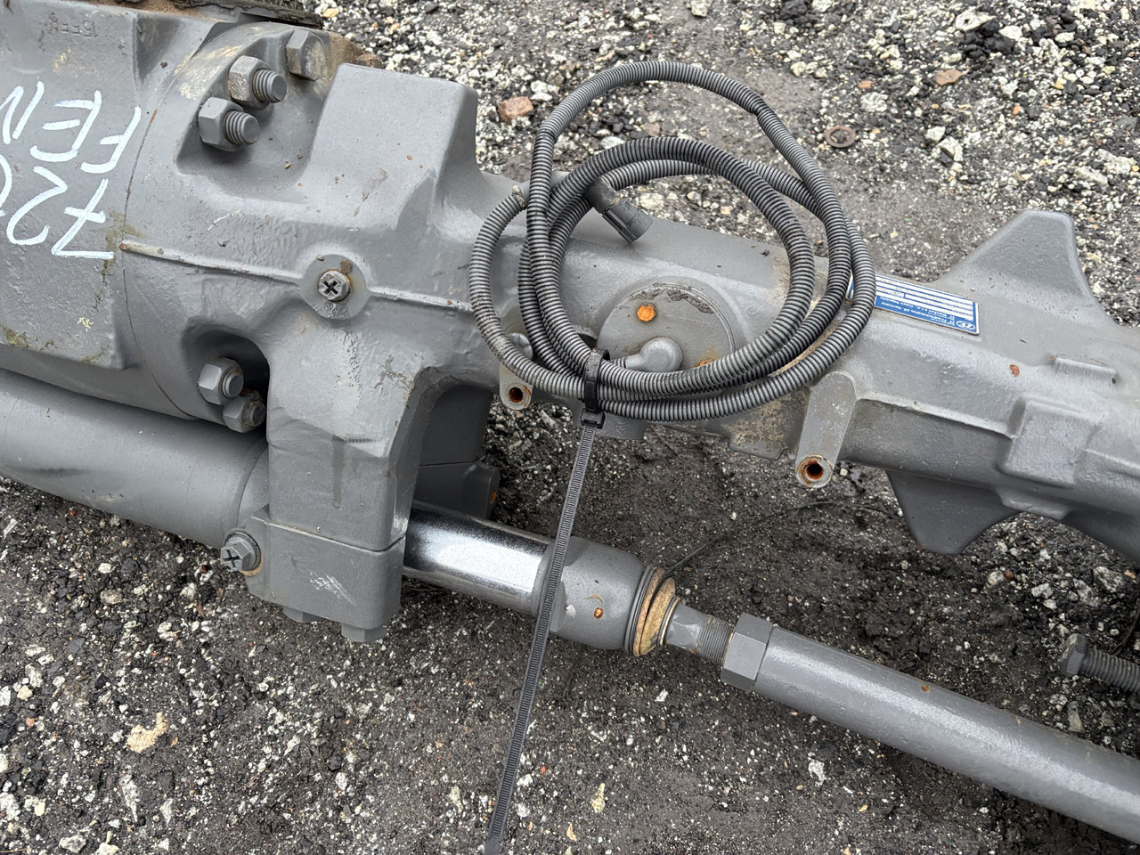 Fendt 720 724 ZF TSA 20 TSA20 4475065029 Most Przedni Obudowa mostu Pochwa CZĘŚCI - Essieu et pièces pour Machine agricole: photos 5 Fendt 720 724 ZF TSA 20 TSA20 4475065029 Most Przedni Obudowa mostu Pochwa CZĘŚCI - Essieu et pièces pour Machine agricole: photos 5