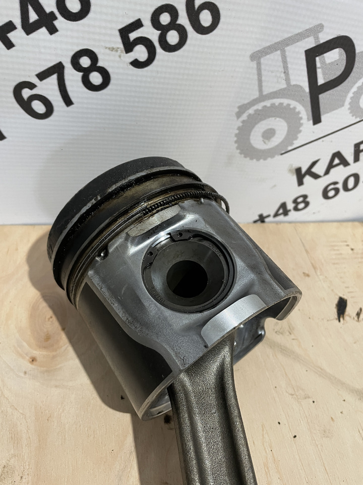 Fendt 936 Deutz Agrotron Volvo D7E TCD2013L064V TCD2013L64V TCD2013 7,2L - tłok 04904808 - Bielle pour Machine agricole: photos 2 Fendt 936 Deutz Agrotron Volvo D7E TCD2013L064V TCD2013L64V TCD2013 7,2L - tłok 04904808 - Bielle pour Machine agricole: photos 2