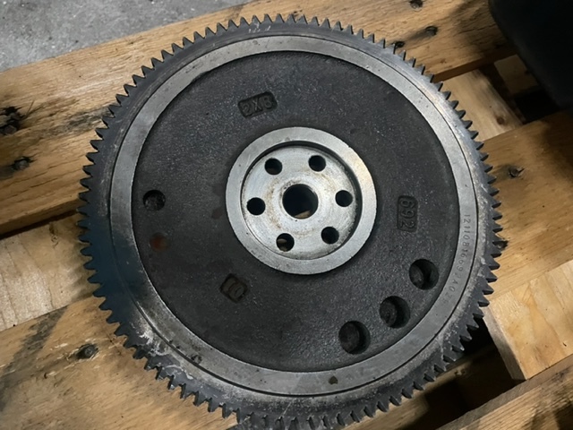 Kubota 1105 koło zamachowe - Volant moteur pour Machine agricole: photos 3 Kubota 1105 koło zamachowe - Volant moteur pour Machine agricole: photos 3