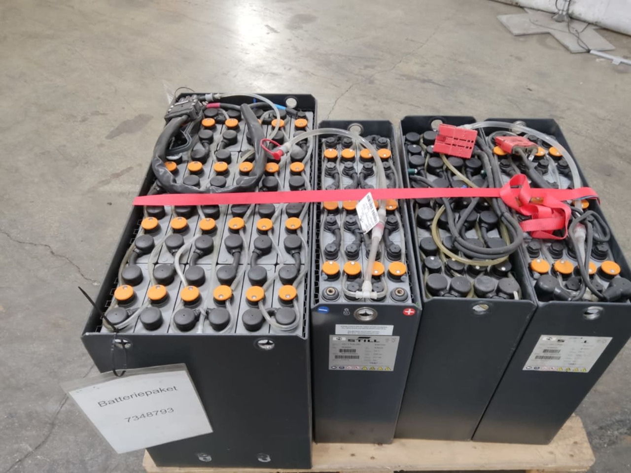 Battery Package - 4 Pcs. - Accumulateur pour Matériel de manutention: photos 4 Battery Package - 4 Pcs. - Accumulateur pour Matériel de manutention: photos 4