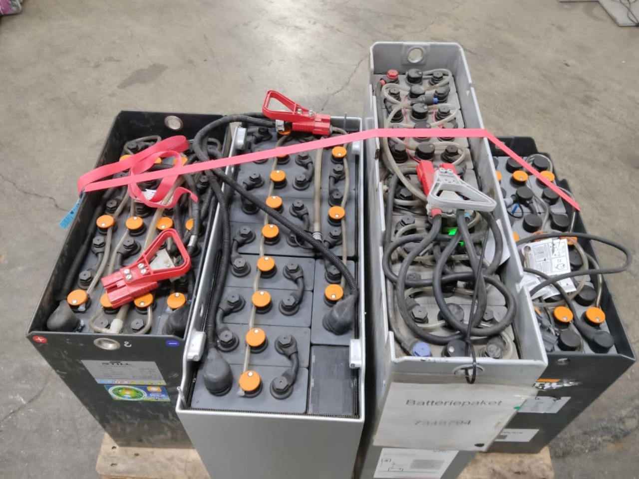 Battery Package - 4 Pcs. - Accumulateur pour Matériel de manutention: photos 4 Battery Package - 4 Pcs. - Accumulateur pour Matériel de manutention: photos 4