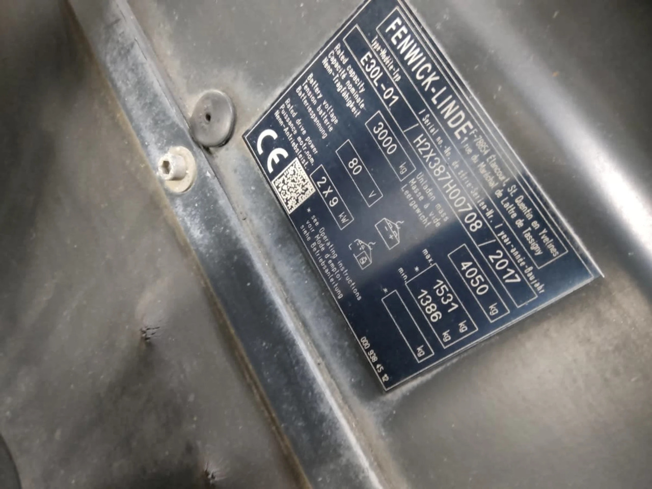 Linde E30L-01 - Chariot élévateur électrique: photos 5 Linde E30L-01 - Chariot élévateur électrique: photos 5