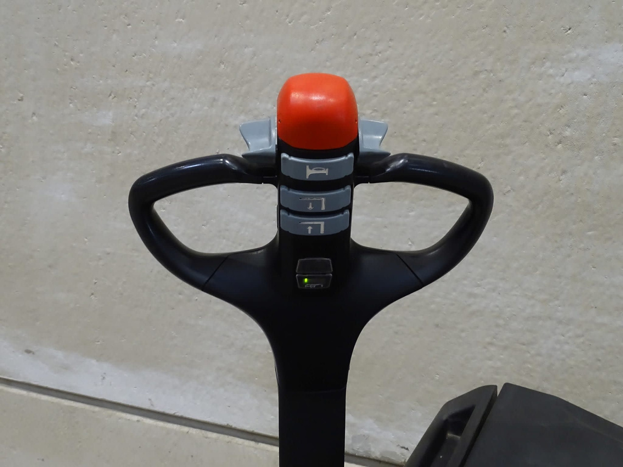 STILL ECU16 - Transpalette: photos 3 STILL ECU16 - Transpalette: photos 3