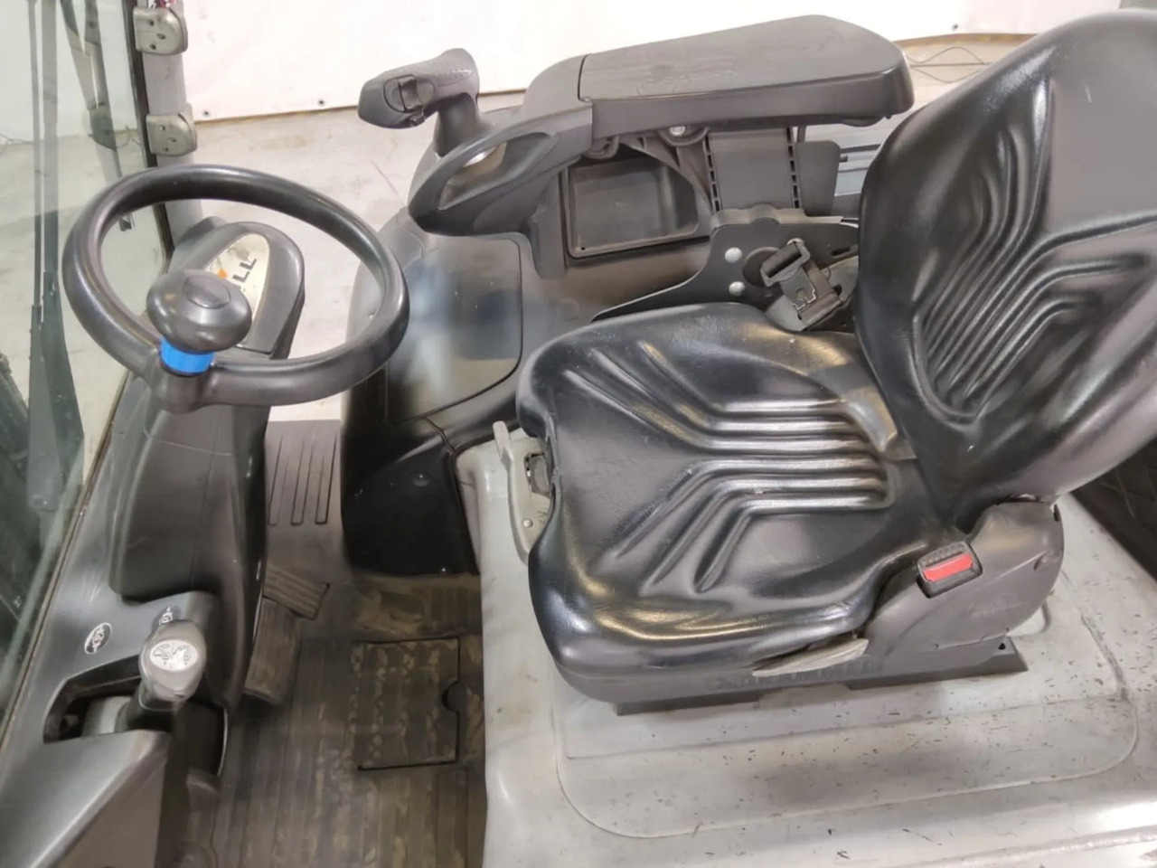 STILL RX60-25 - Chariot élévateur électrique: photos 3 STILL RX60-25 - Chariot élévateur électrique: photos 3