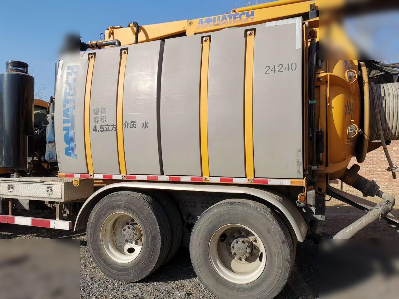 2007 AQUATECH B10 - Camion hydrocureur: photos 2 2007 AQUATECH B10 - Camion hydrocureur: photos 2