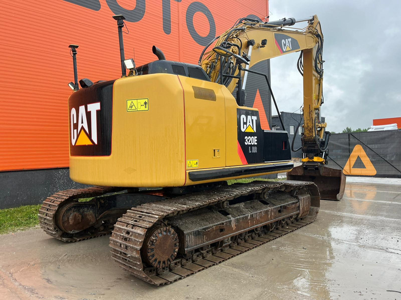 Caterpillar 320 E 3D / ROTOTILT / CENTRAL LUBRICATION / 3D / AC - Pelle sur chenille: photos 4 Caterpillar 320 E 3D / ROTOTILT / CENTRAL LUBRICATION / 3D / AC - Pelle sur chenille: photos 4