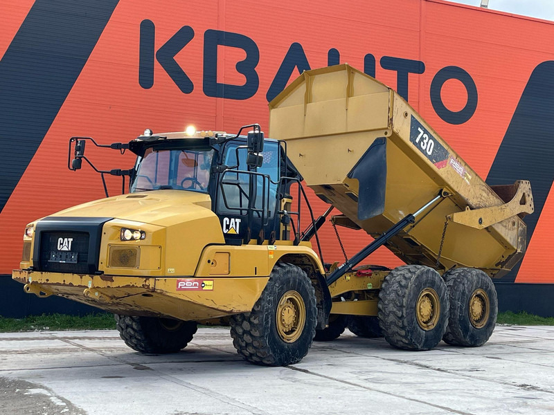 Caterpillar 730 6x6 AC / CENTRAL LUBRICATON / BOX L=5031 mm - Tombereau: photos 1 Caterpillar 730 6x6 AC / CENTRAL LUBRICATON / BOX L=5031 mm - Tombereau: photos 1