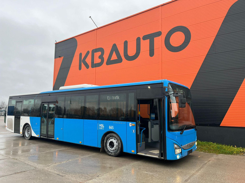 Iveco Crossway LE 4x2 AC / AUXILIARY HEATING / WHEELCHAIR RAMP - Bus urbain: photos 1 Iveco Crossway LE 4x2 AC / AUXILIARY HEATING / WHEELCHAIR RAMP - Bus urbain: photos 1