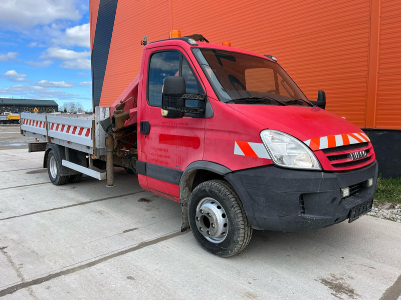 Iveco Daily 65C18 4x2 HMF 683 K2 / PLATFORM L=4256 mm - Utilitaire plateau: photos 4 Iveco Daily 65C18 4x2 HMF 683 K2 / PLATFORM L=4256 mm - Utilitaire plateau: photos 4