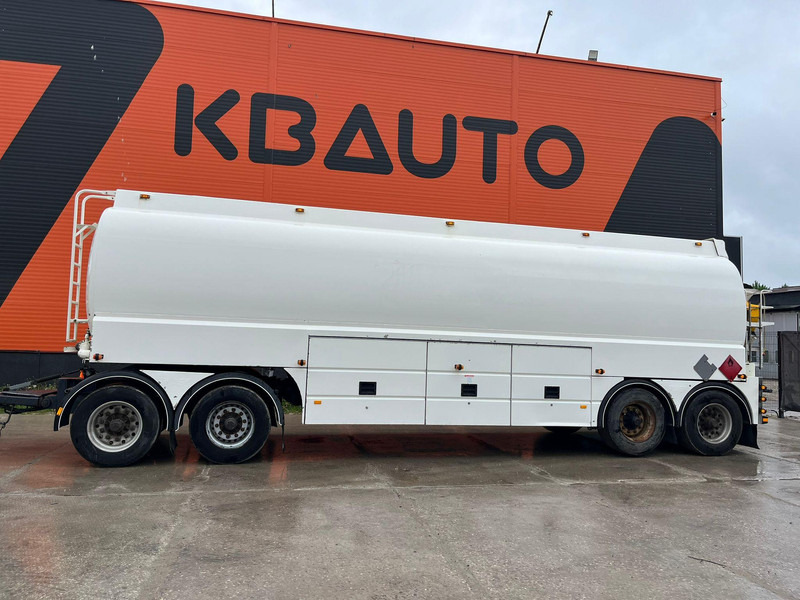 LAG A-4-36000 TAL Royal TOTAL CAPACITY 37850 l / 7300 + 7300 + 10650 + 5300 + 7300 l - Remorque citerne: photos 3 LAG A-4-36000 TAL Royal TOTAL CAPACITY 37850 l / 7300 + 7300 + 10650 + 5300 + 7300 l - Remorque citerne: photos 3