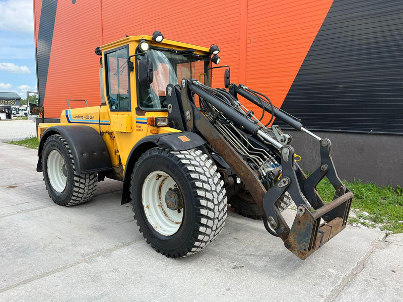 LUNDBERG 6200 LSE 4x4 AC - Chargeuse sur pneus: photos 4 LUNDBERG 6200 LSE 4x4 AC - Chargeuse sur pneus: photos 4