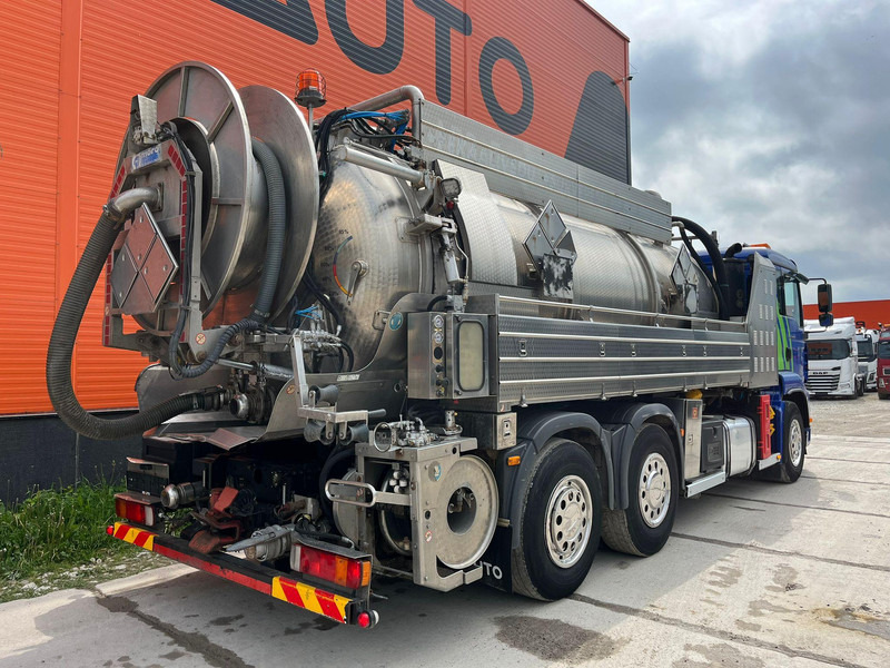MAN TGA 26.430 6x2*4 TANK 13700 l / VACUUM MORO PM200R - 2283 hours / PRESSURE Pratissoli KF38 - 40 l/min - 150 bar - Camion hydrocureur: photos 5 MAN TGA 26.430 6x2*4 TANK 13700 l / VACUUM MORO PM200R - 2283 hours / PRESSURE Pratissoli KF38 - 40 l/min - 150 bar - Camion hydrocureur: photos 5