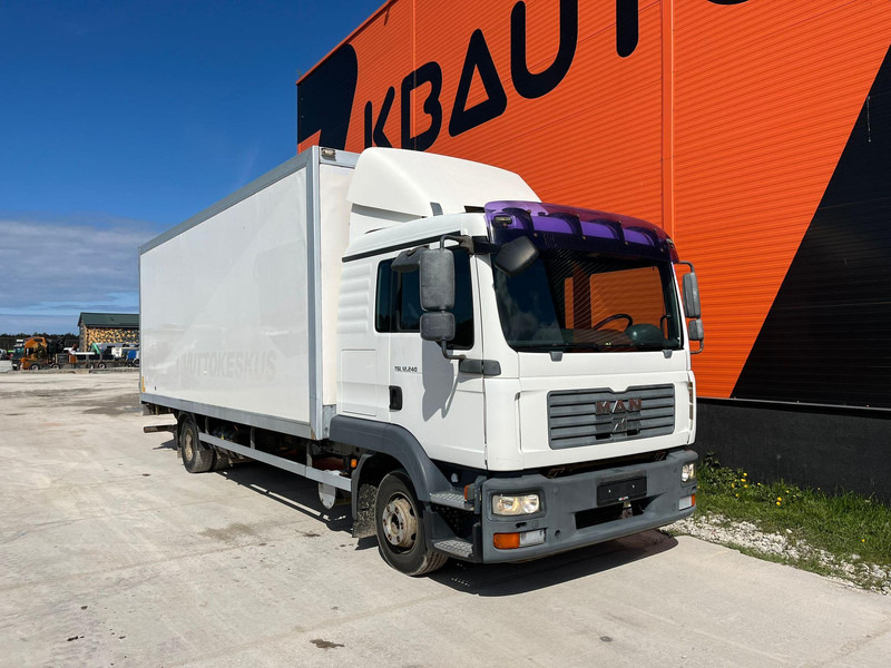 MAN TGL 12.240 4x2 BOX L=6812 mm - Camion fourgon: photos 3 MAN TGL 12.240 4x2 BOX L=6812 mm - Camion fourgon: photos 3