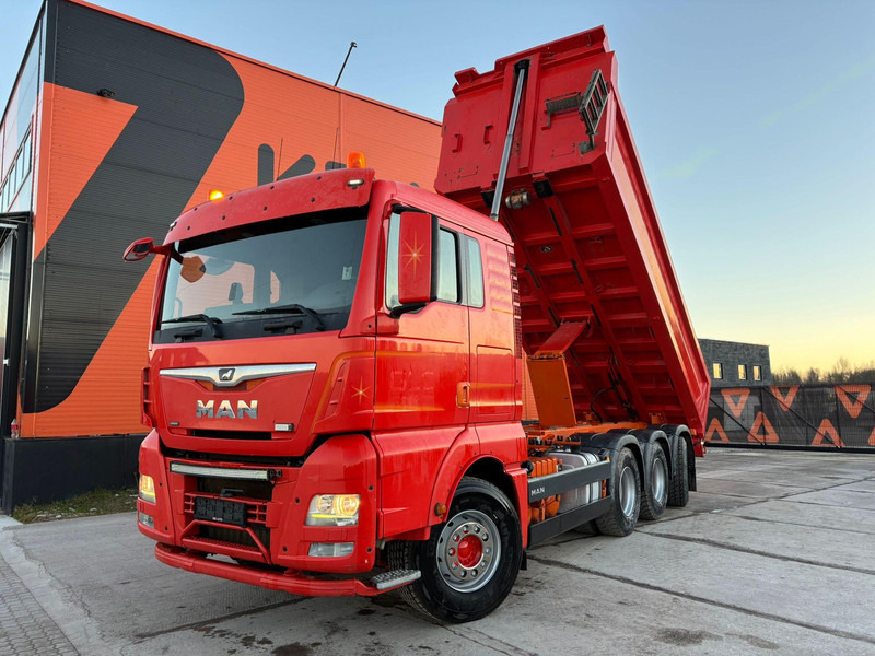 MAN TGX 35.500 8x4*4 BOX L=6232 mm - Camion benne: photos 2 MAN TGX 35.500 8x4*4 BOX L=6232 mm - Camion benne: photos 2