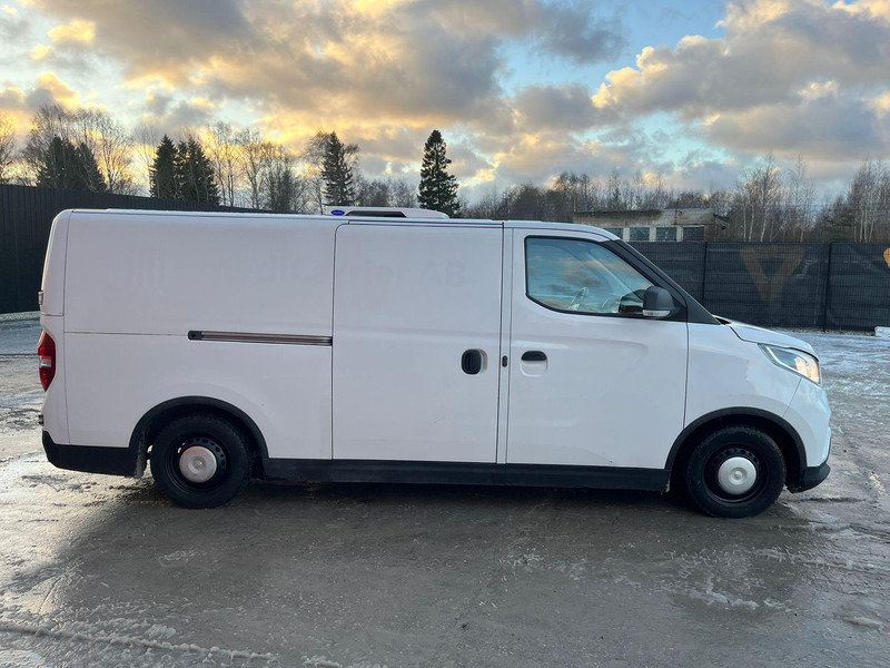 Maxus E-Deliver 3 NEOS 100 - Voiture: photos 5 Maxus E-Deliver 3 NEOS 100 - Voiture: photos 5
