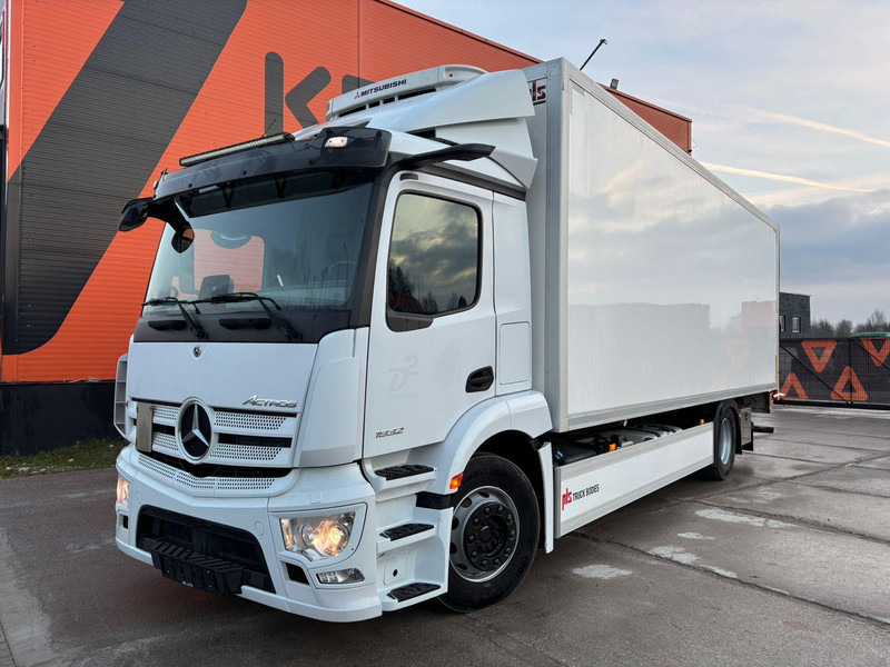 Mercedes-Benz Actros 1832 4x2 Mitsubishi TDJS50DA / BOX L=7711 mm - Camion frigorifique: photos 2 Mercedes-Benz Actros 1832 4x2 Mitsubishi TDJS50DA / BOX L=7711 mm - Camion frigorifique: photos 2