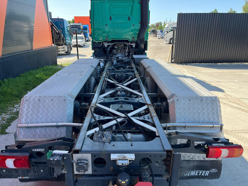 Châssis cabine Mercedes-Benz Actros 3563 8x4*4 RETARDER / CHASSIS L=7358 mm: photos 10 Châssis cabine Mercedes-Benz Actros 3563 8x4*4 RETARDER / CHASSIS L=7358 mm: photos 10