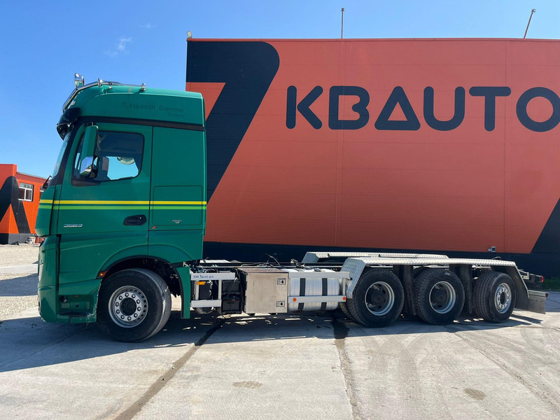 Châssis cabine Mercedes-Benz Actros 3563 8x4*4 RETARDER / CHASSIS L=7358 mm: photos 8 Châssis cabine Mercedes-Benz Actros 3563 8x4*4 RETARDER / CHASSIS L=7358 mm: photos 8
