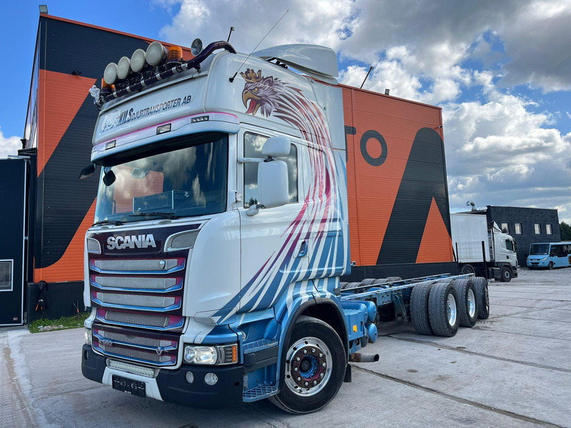 Scania R560 8x4*4 9 TON FRONT AXLE / RETARDER / CHASSIS L=9130 mm - Châssis cabine: photos 2 Scania R560 8x4*4 9 TON FRONT AXLE / RETARDER / CHASSIS L=9130 mm - Châssis cabine: photos 2